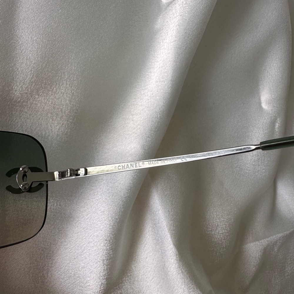 Vintage CHANEL Swarovski crystals ccs Chic Green Gradient Sunglasses - Picture 11 of 14